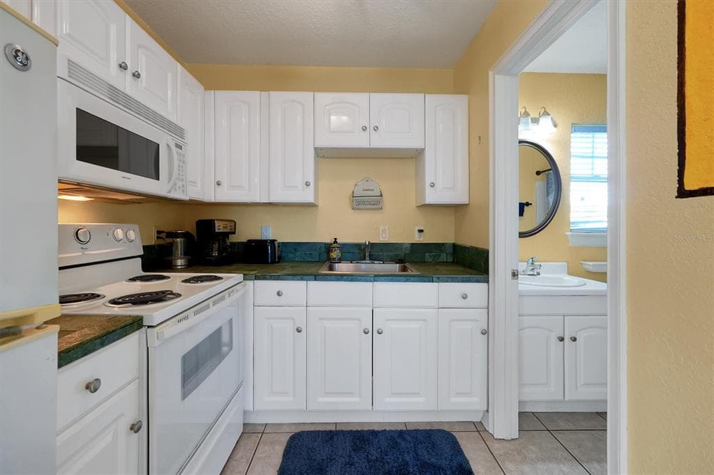 4209 LAKE LOCKHART DRIVE photo 21