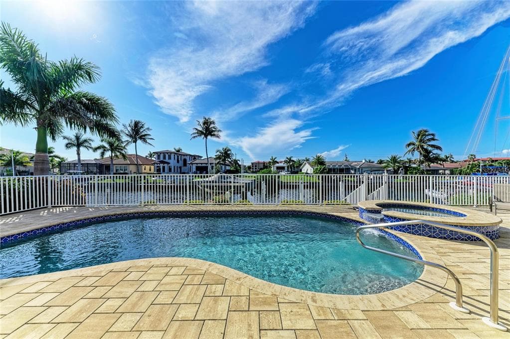 2839 CORAL WAY photo 4