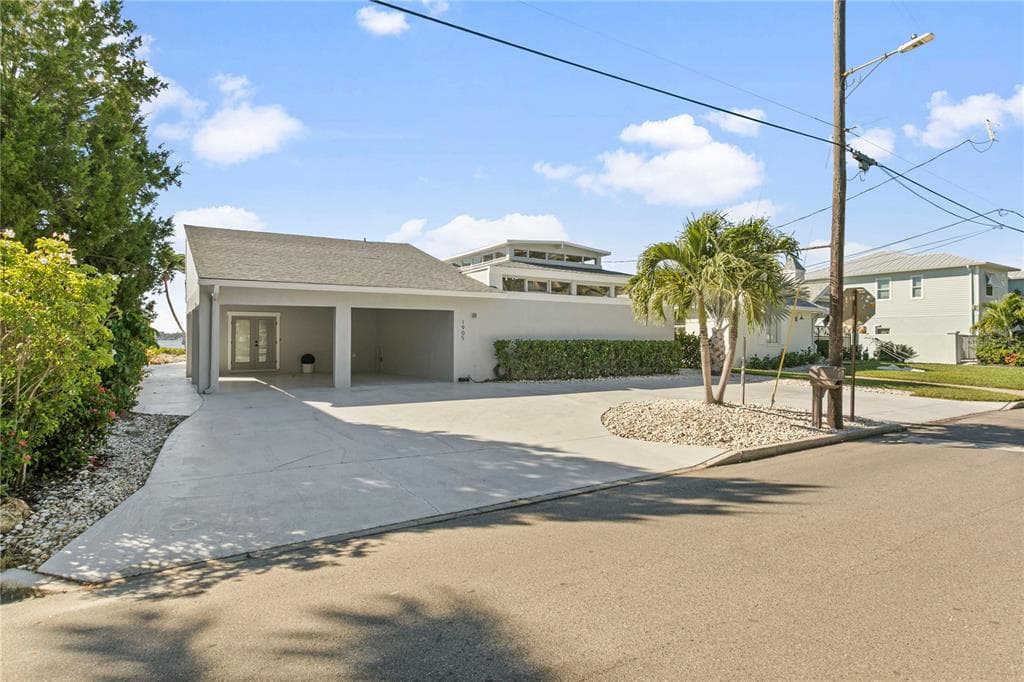 1905 4TH STREET W 3