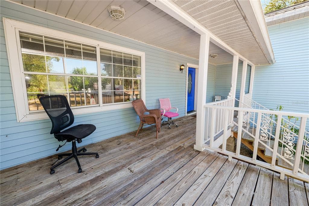 109 NE 4TH AVENUE photo 11