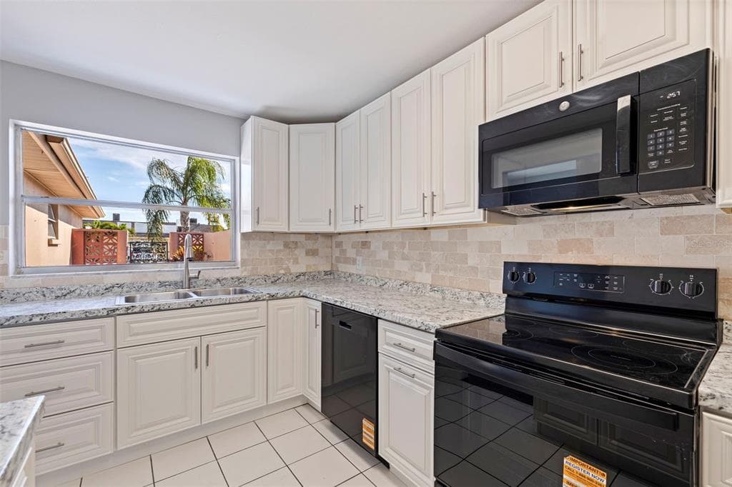 409 BOCA CIEGA POINT BOULEVARD S 409 photo 6