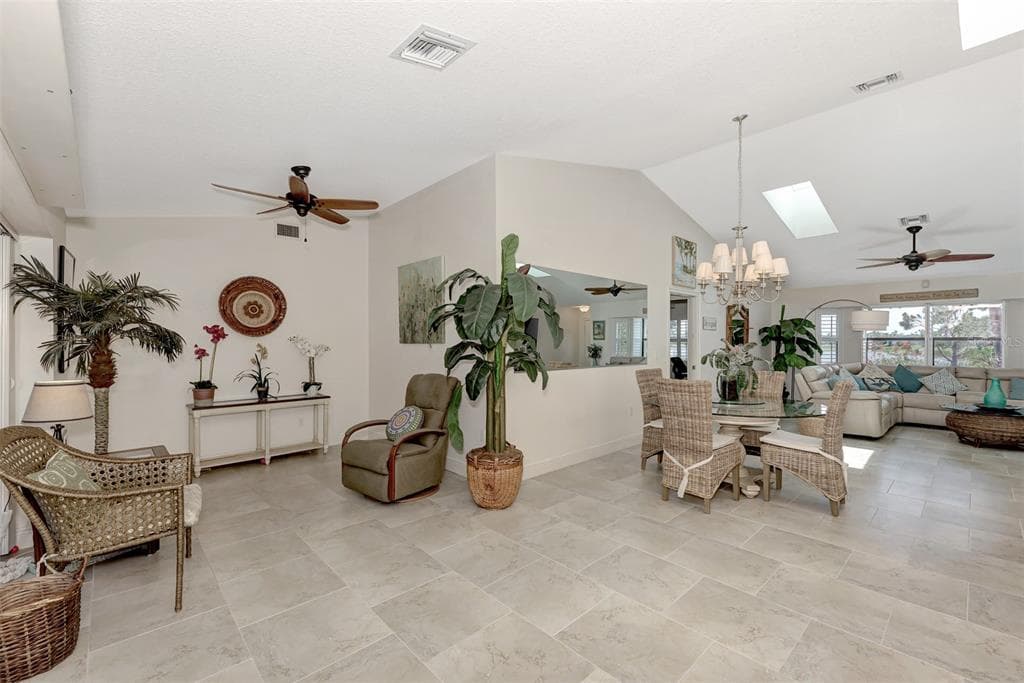 8170 CASA DE MEADOWS DRIVE photo 22