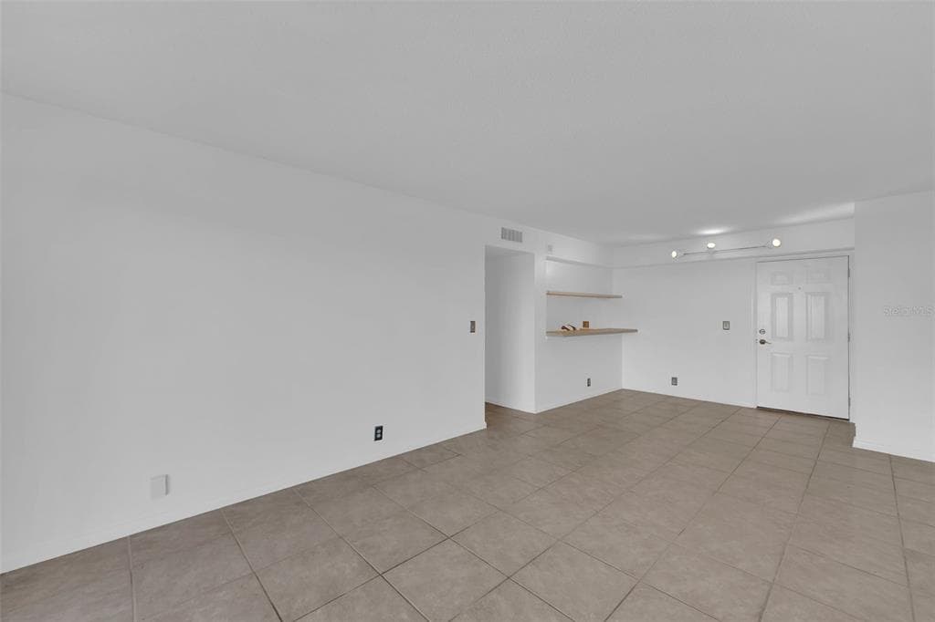 2875 PALM BEACH BOULEVARD 205 photo 6