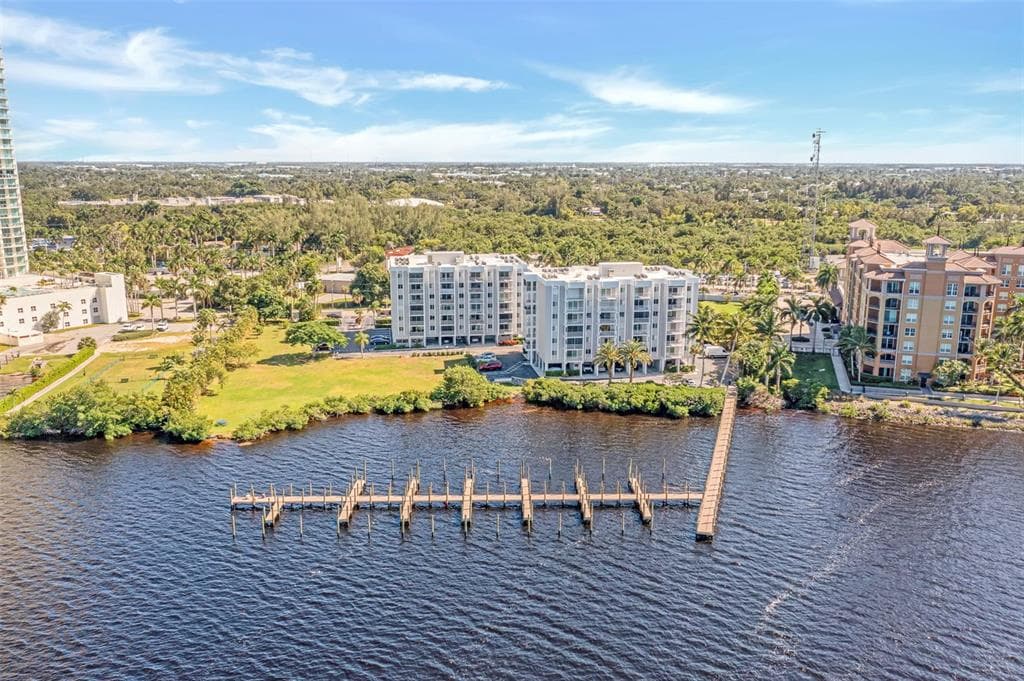 2875 PALM BEACH BOULEVARD 205 photo 21