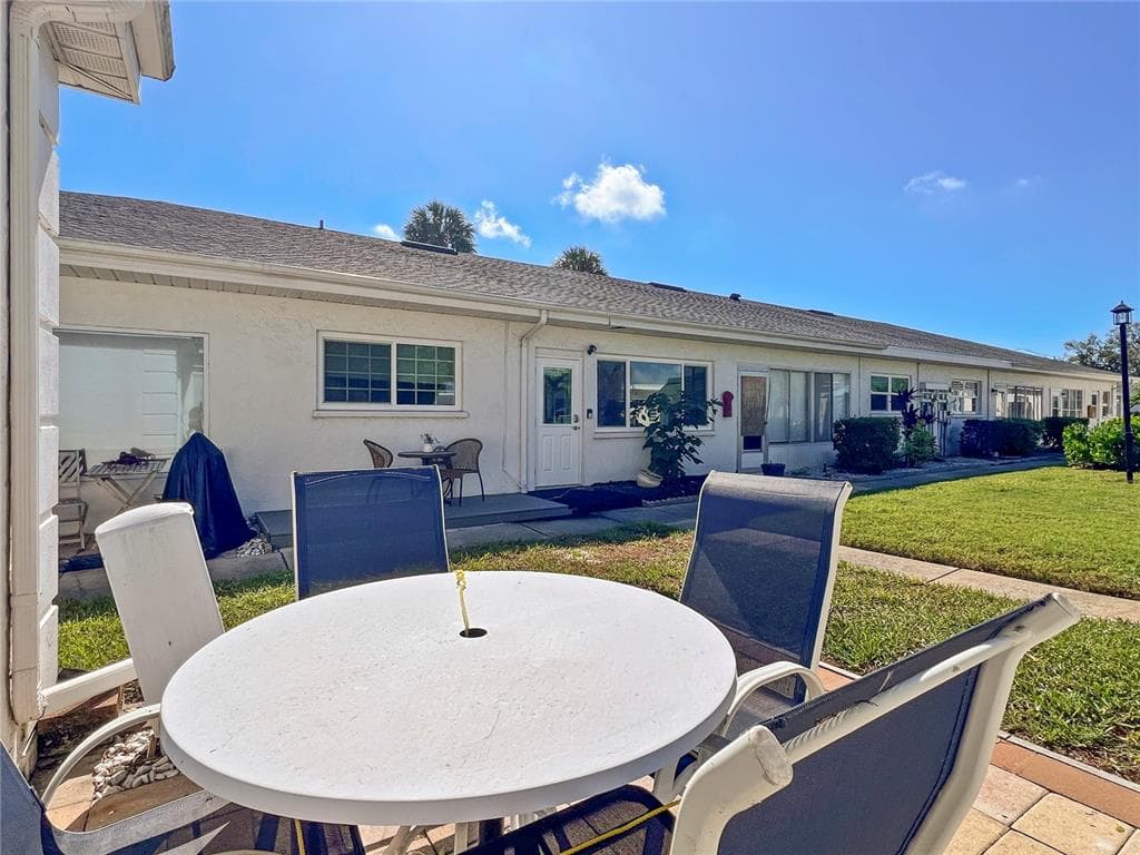 9811 HERNANDO COURT photo 23