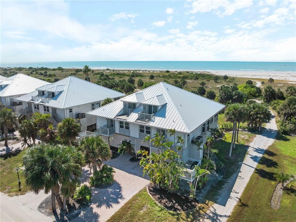 7104 PALM ISLAND DRIVE LE38 photo 2