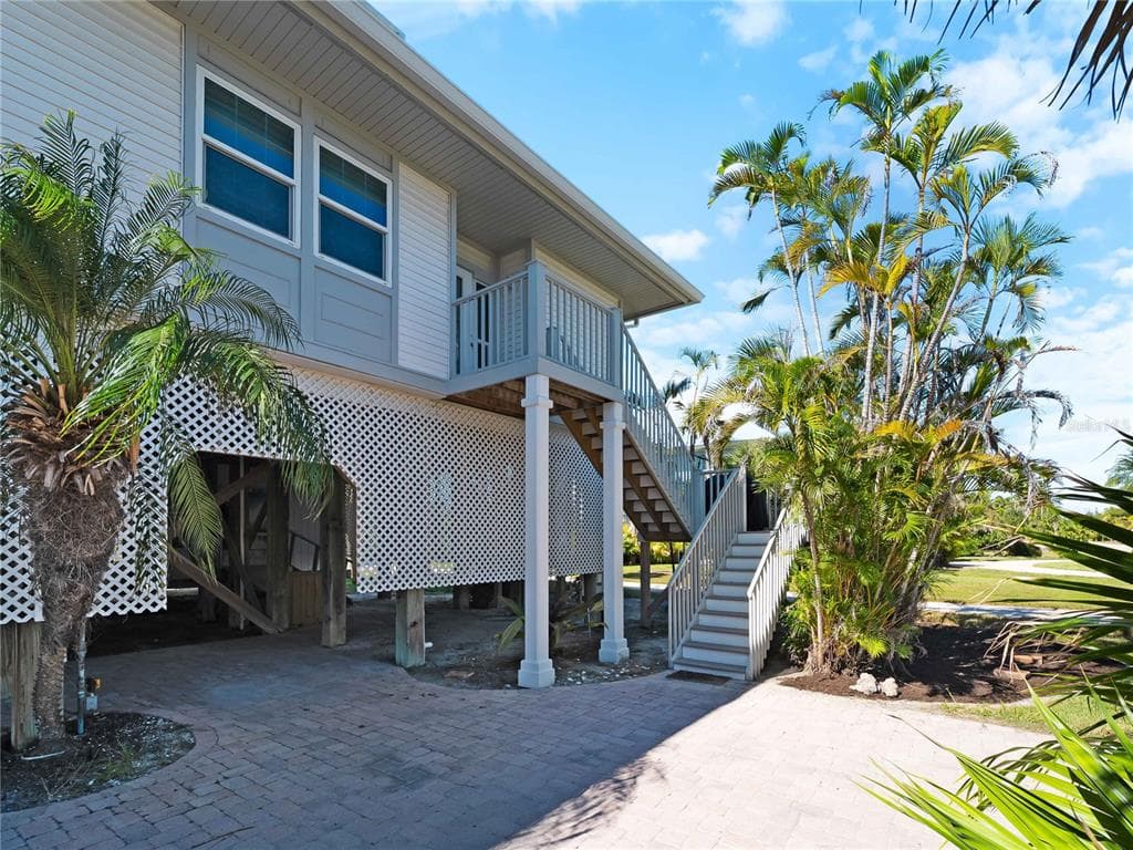 7104 PALM ISLAND DRIVE LE38 photo 8