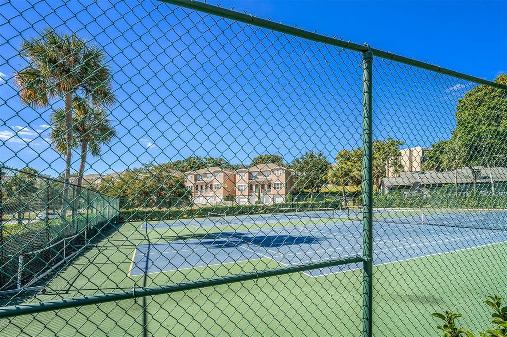 90 S HIGHLAND AVENUE 1201 photo 25