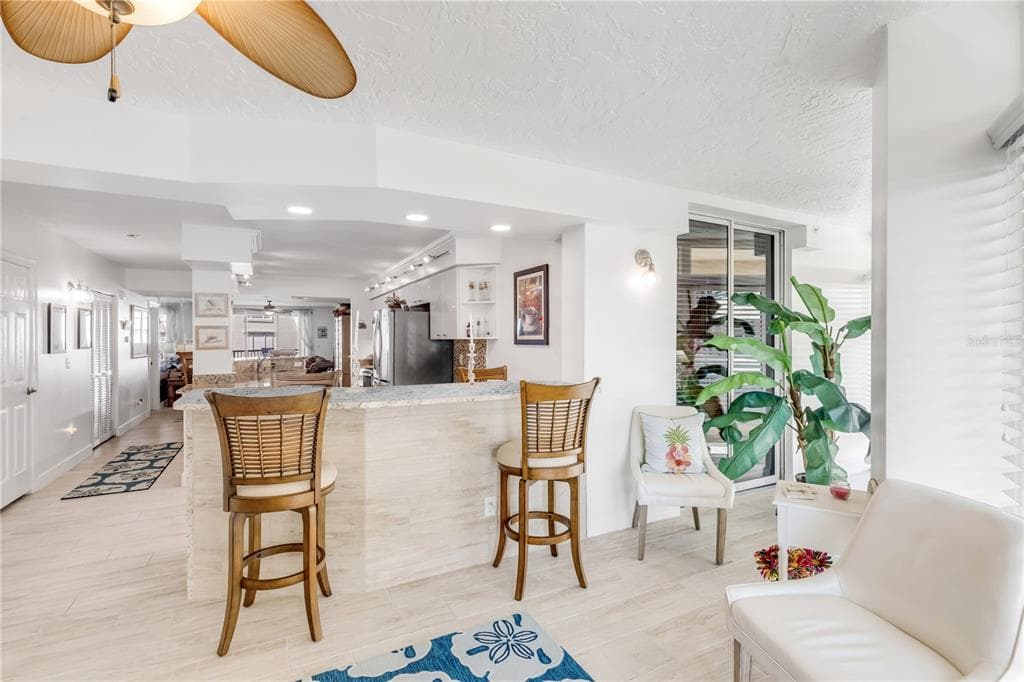 4575 S ATLANTIC AVENUE 6402 photo 13