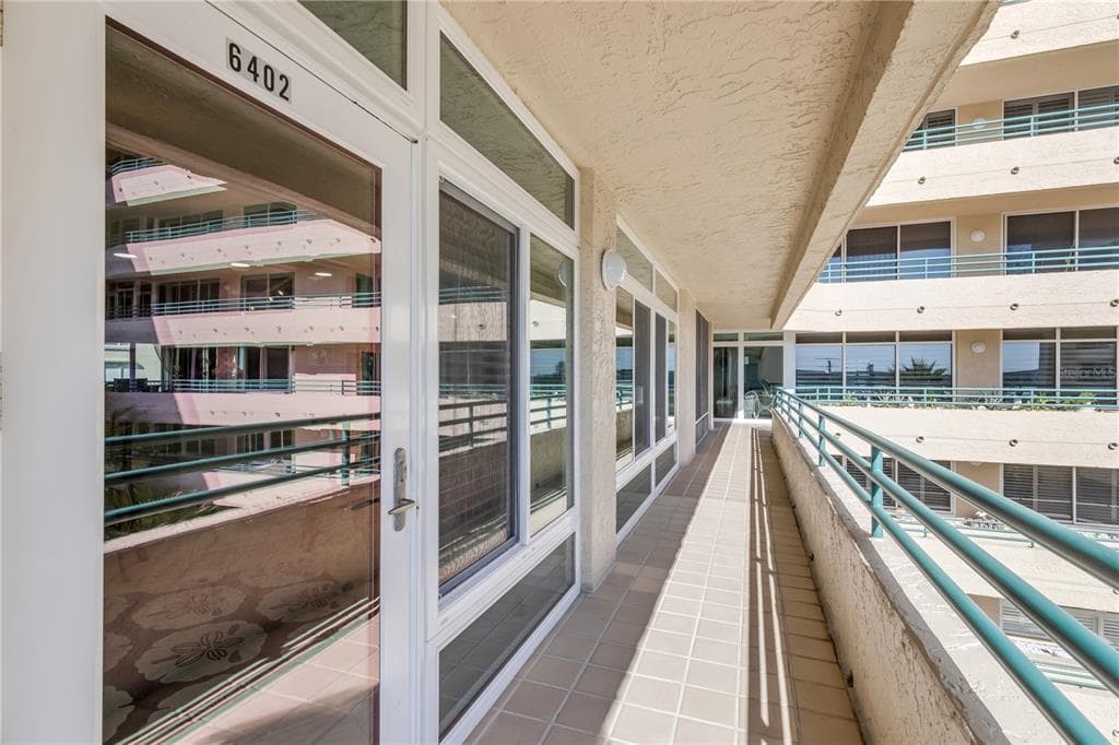 4575 S ATLANTIC AVENUE 6402 photo 10
