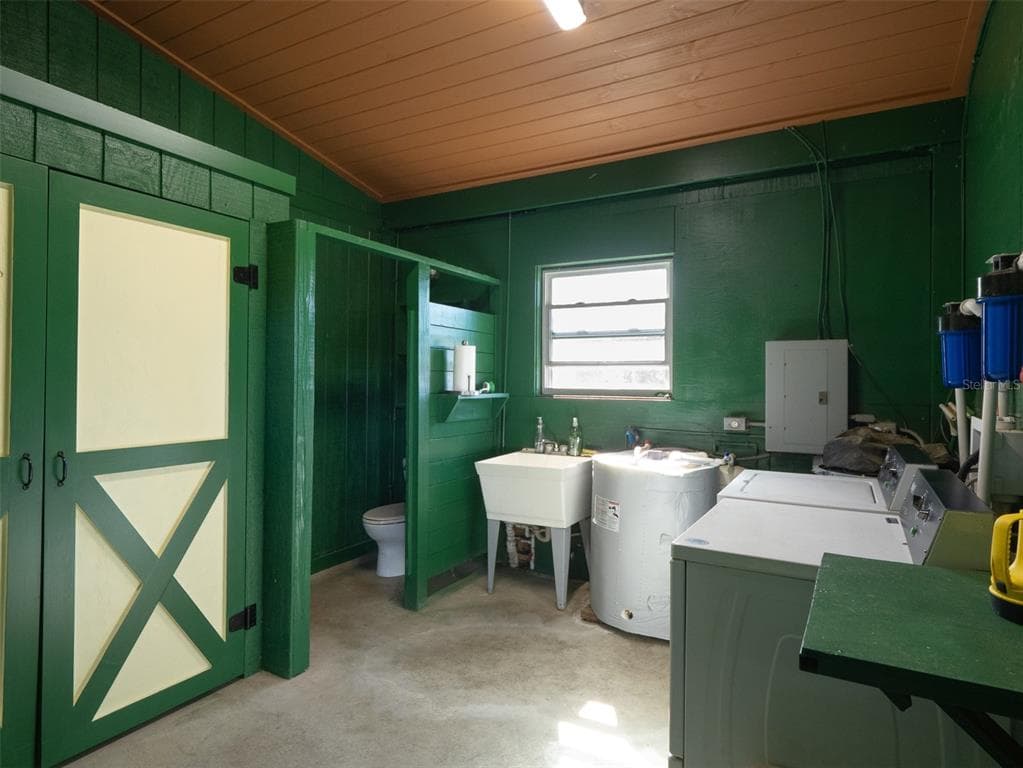 8070 W HIGHWAY 326 photo 9