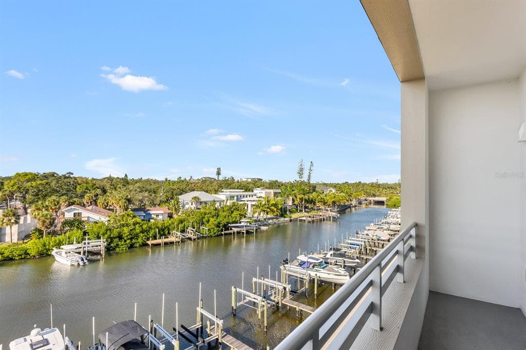 1709 N TAMIAMI TRAIL 503 photo 6