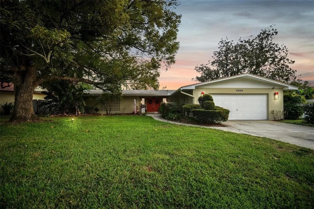 1204 ECKLES DRIVE 1