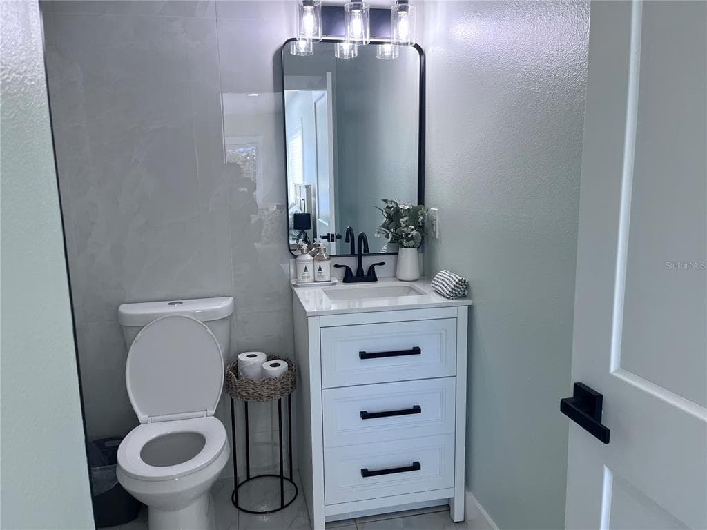 4148 DOLPHIN DRIVE 3 photo 12