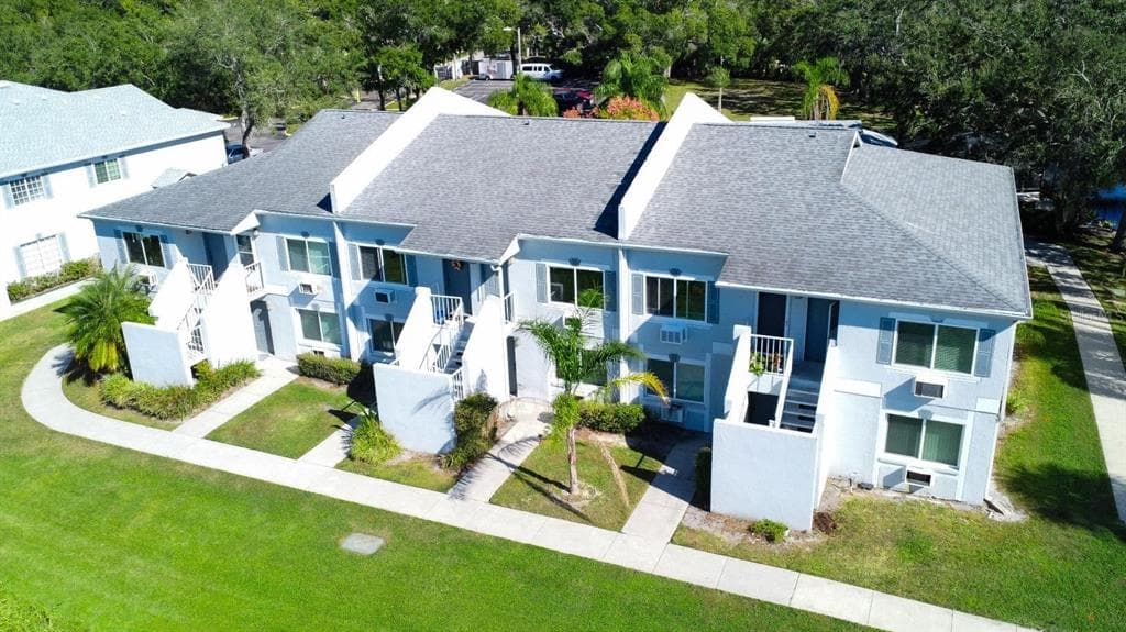 4148 DOLPHIN DRIVE #3 1