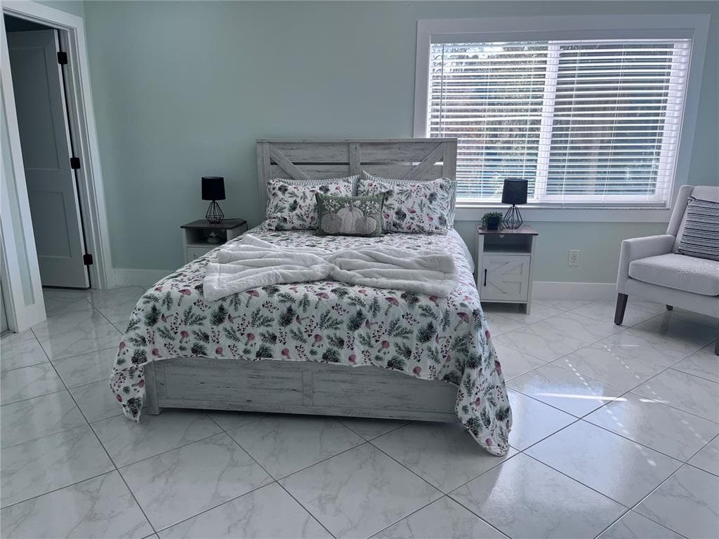 4148 DOLPHIN DRIVE 3 photo 8