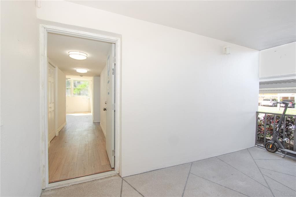 7425 BAY ISLAND DRIVE S 108 photo 6