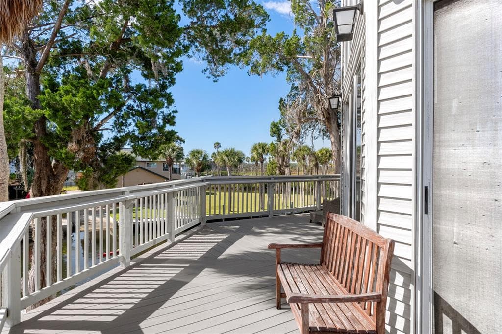 5272 TROPICAL POINT photo 23