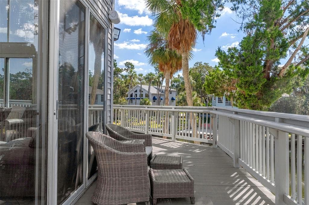 5272 TROPICAL POINT photo 24