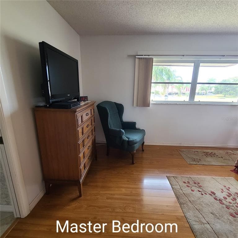 220 BUTTONWOOD CIRCLE 220 photo 22