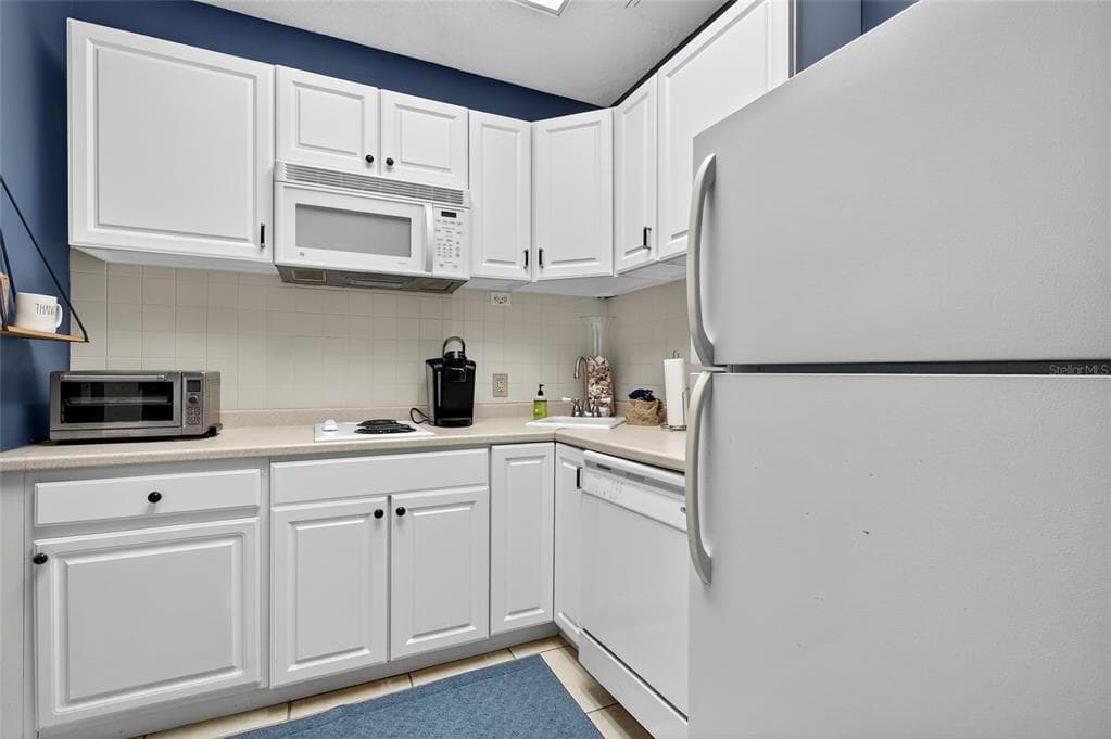 701 S ATLANTIC AVENUE 111 photo 9