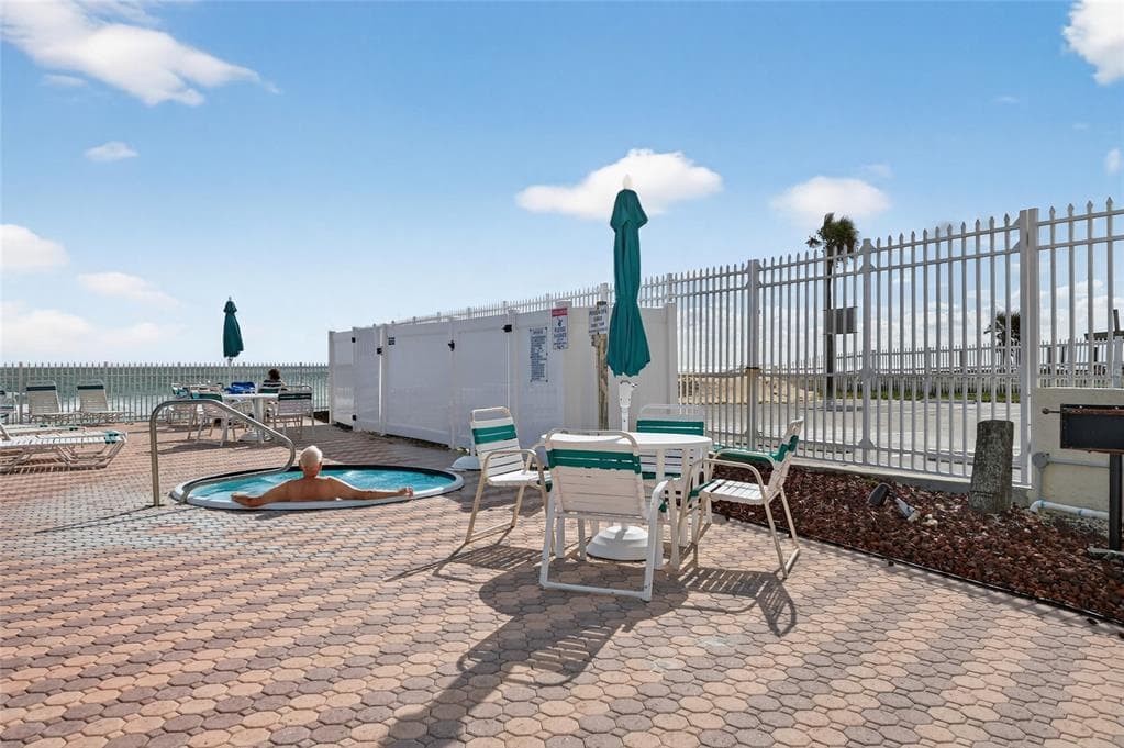 701 S ATLANTIC AVENUE 111 photo 14