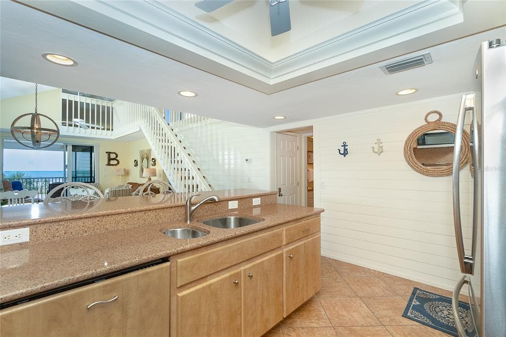 7536 PALM ISLAND DRIVE S 1524 photo 17
