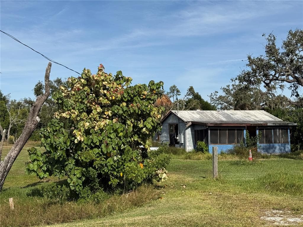 916 PINEY POINT ROAD photo 4