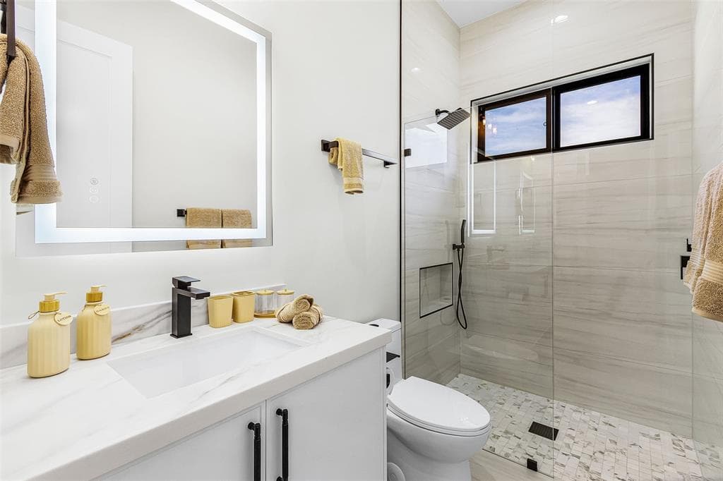 10438 ATENIA STREET photo 21