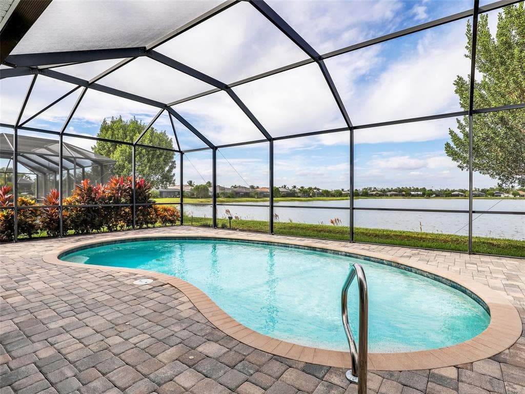 16391 BONITA LANDING CIRCLE photo 5