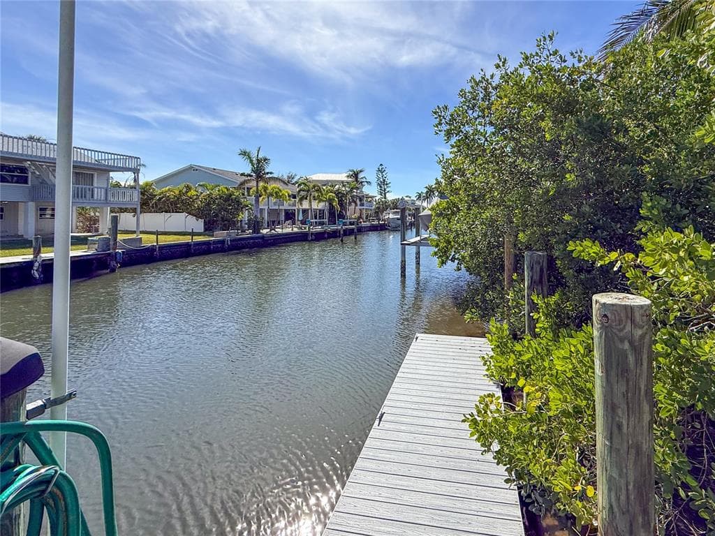 519 VILLA ROSA WAY photo 16