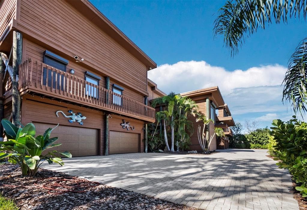 6685 GULF OF MEXICO DRIVE photo 5