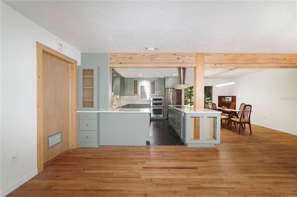 5629 NW 97TH STREET photo 13
