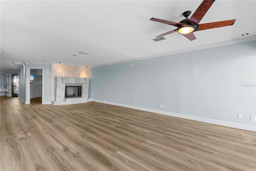 1600 W MARION AVENUE 234 photo 24