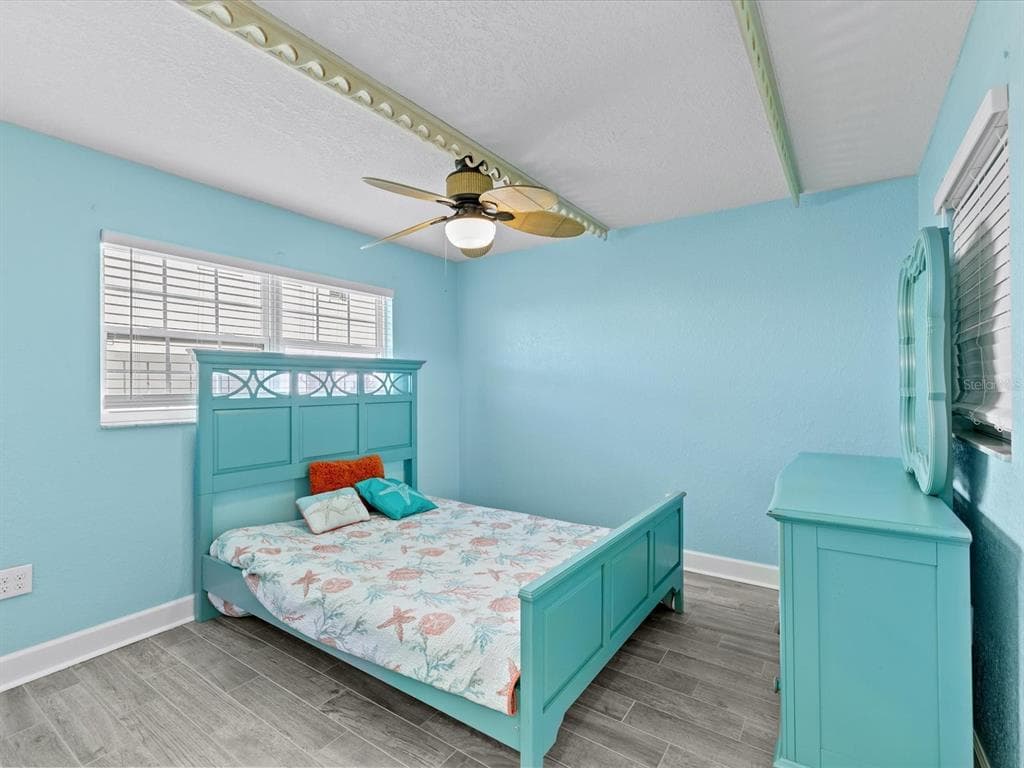 205 DOLPHIN POINT 4 photo 13