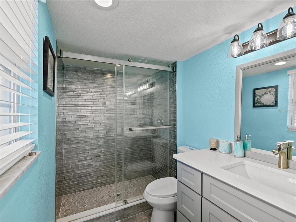 205 DOLPHIN POINT 4 photo 12