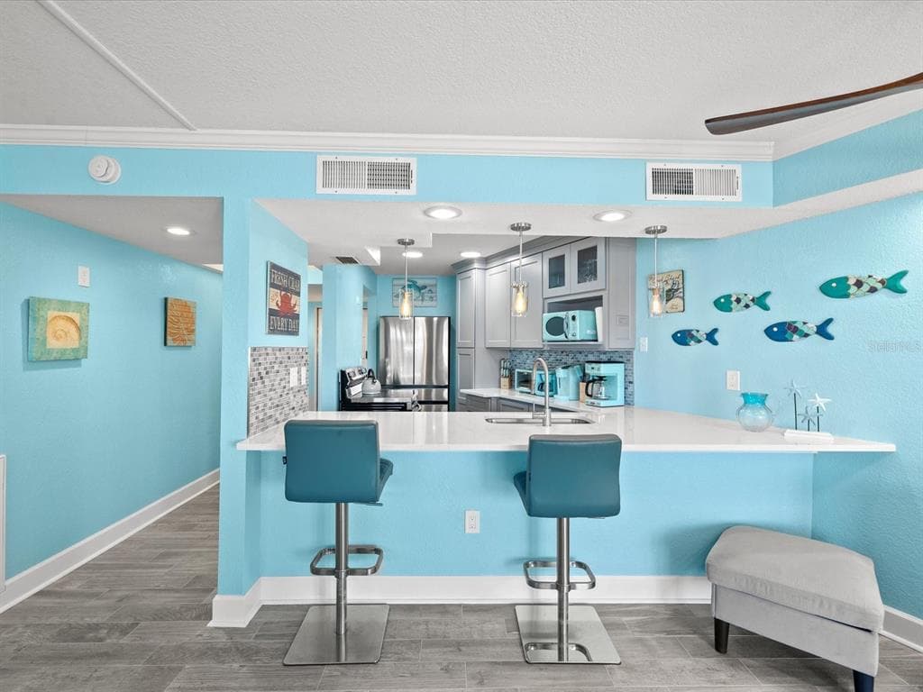 205 DOLPHIN POINT 4 photo 7
