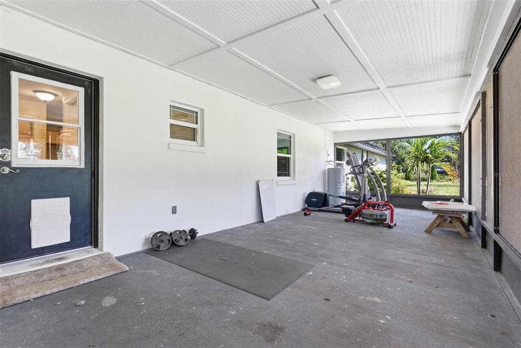 2506 HAWK GRIFFIN ROAD photo 18