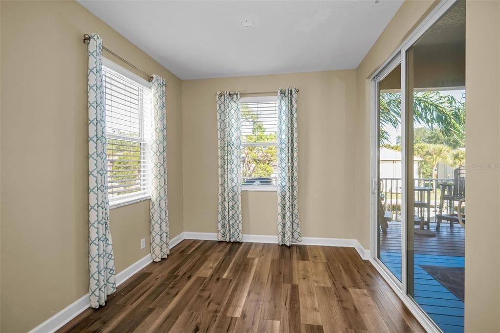842 CALLISTA CAY LOOP photo 10