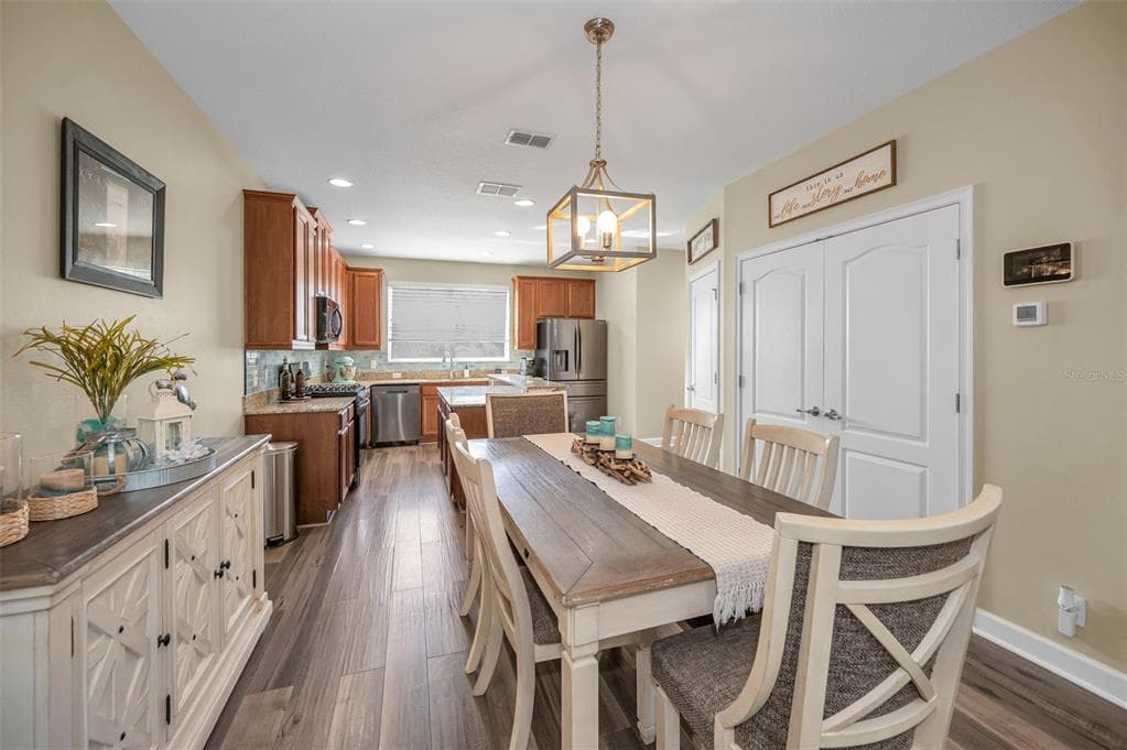 842 CALLISTA CAY LOOP photo 11