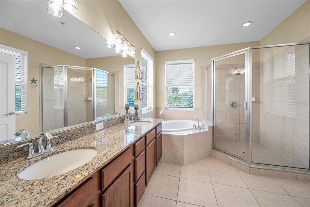 842 CALLISTA CAY LOOP photo 21