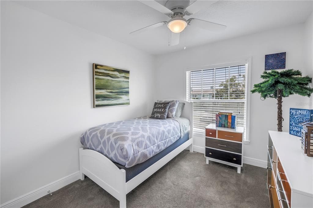 100 WINDRUSH BOULEVARD 1 photo 23