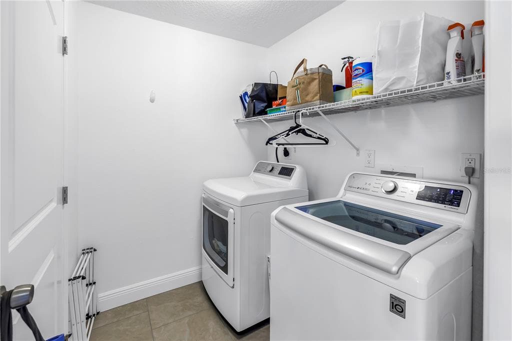 100 WINDRUSH BOULEVARD 1 photo 22