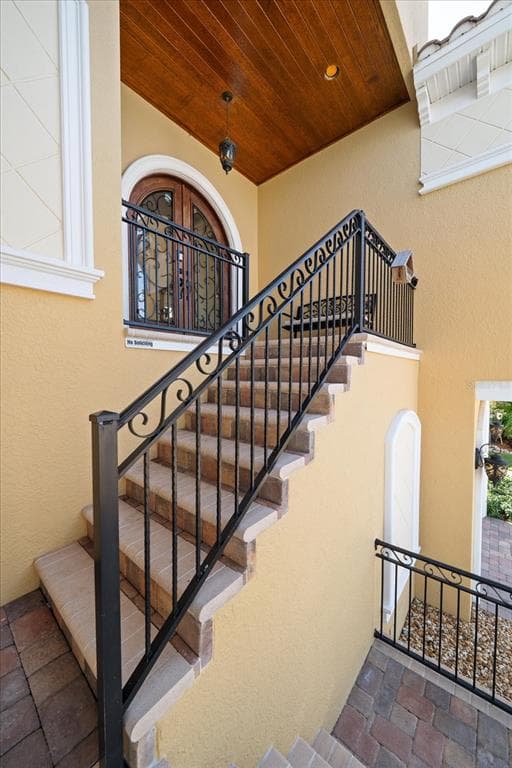 211 POINCIANA LANE photo 5