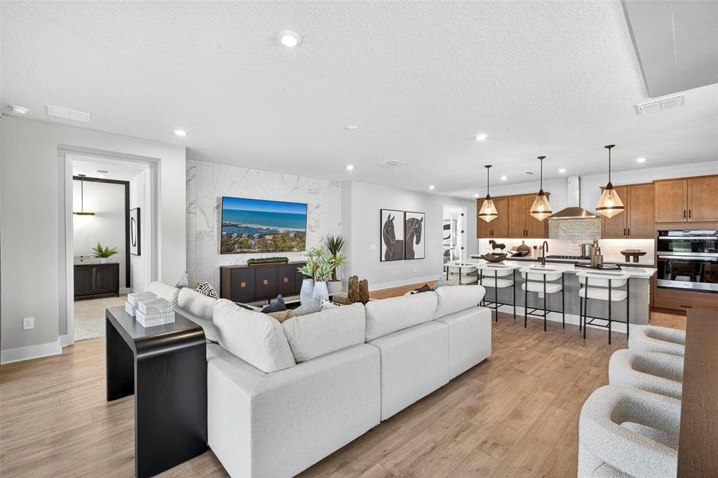12907 PIERCE STREET photo 12