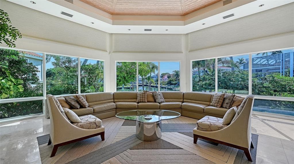 510 HARBOR GATE WAY photo 10