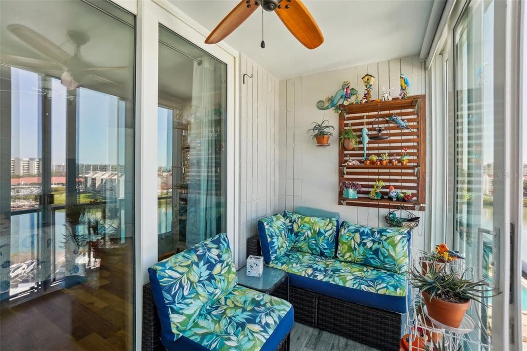7400 SUN ISLAND DRIVE S 712 photo 24