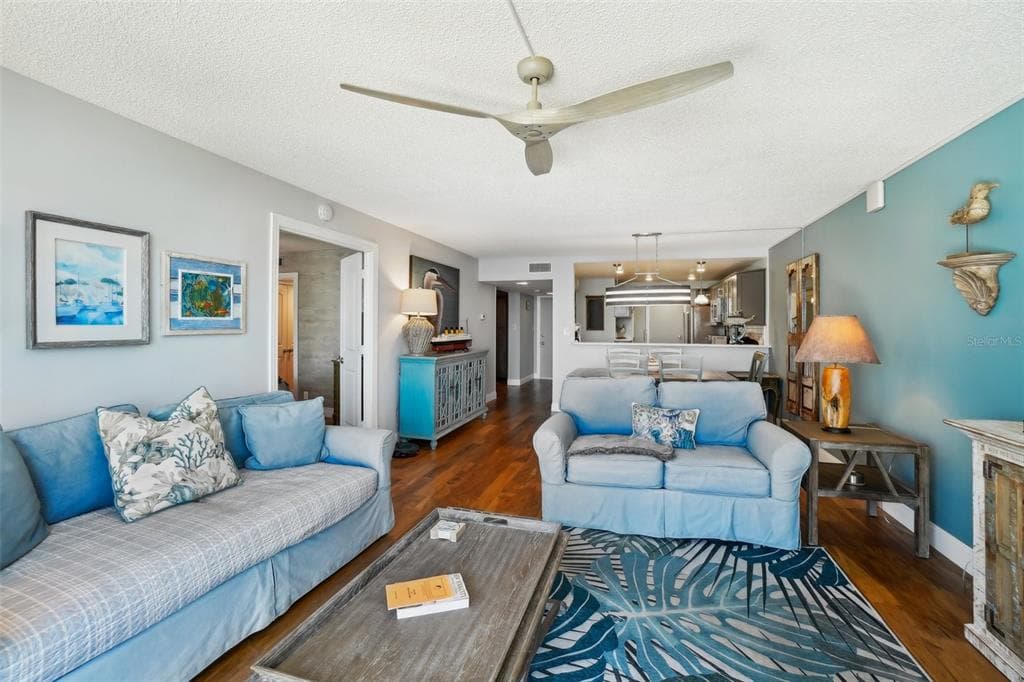7400 SUN ISLAND DRIVE S 712 photo 6