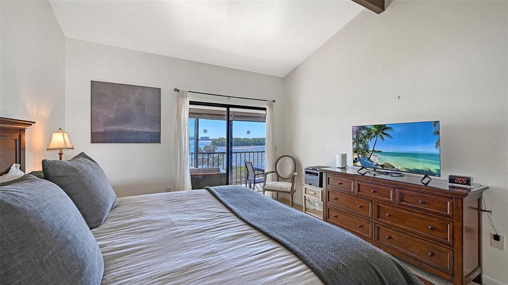 1518 PELICAN POINT DRIVE 257 photo 23