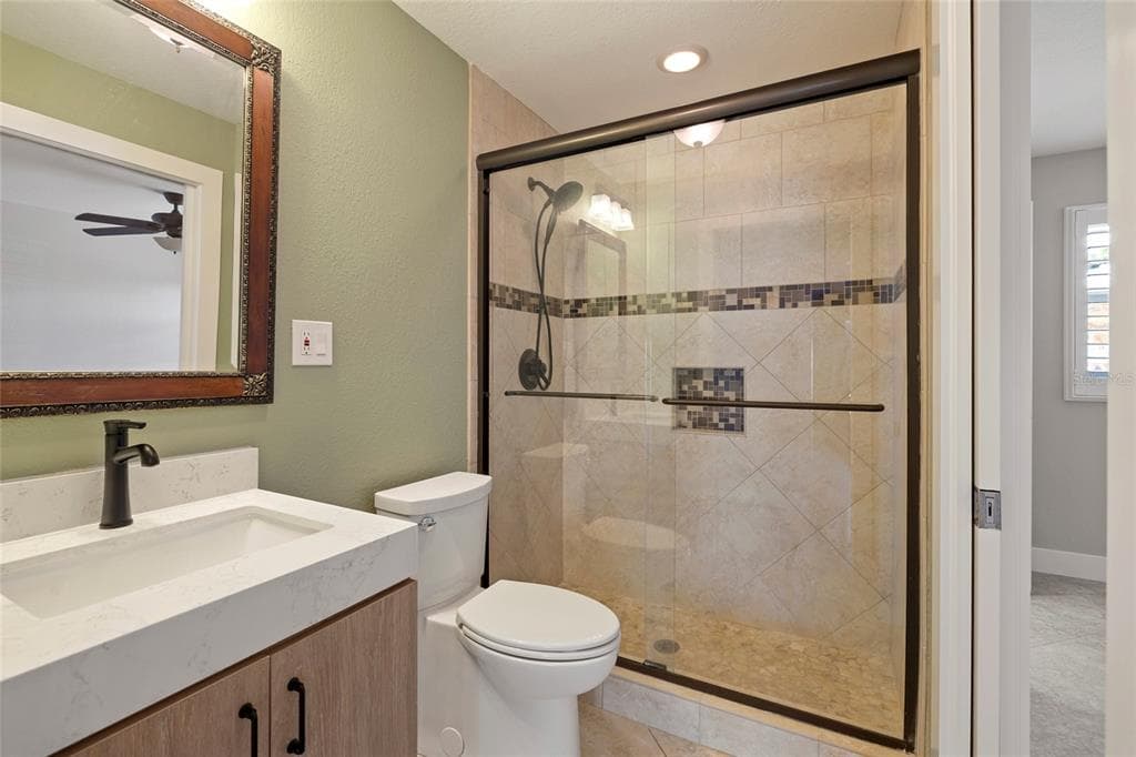 440 NORMA COURT photo 10